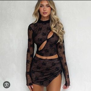 Tigermist Lace Skirt Set